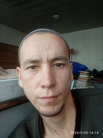  ,   Ilya, 28 ,   ,   