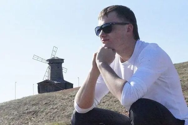  ,   Evgenii, 29 ,   ,   , c , 