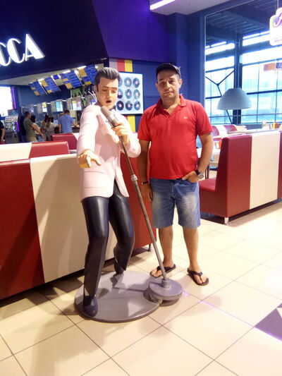  ,   Albert, 44 ,   ,   , c 