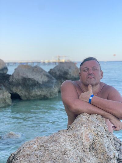   ,   Robert, 44 ,   ,   , c 