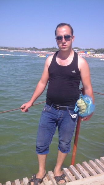  ,   Harut, 32 ,   ,   , c 