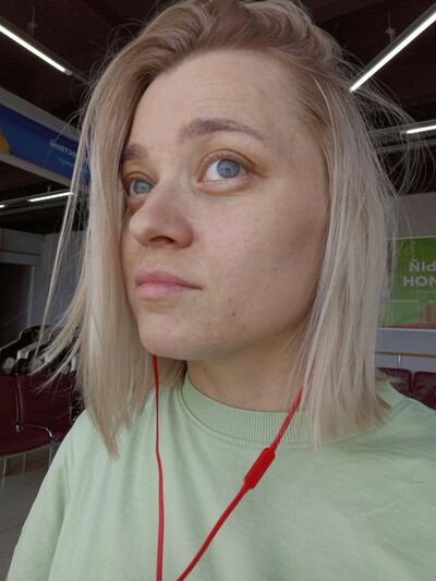  ,   Anna, 41 ,   ,   
