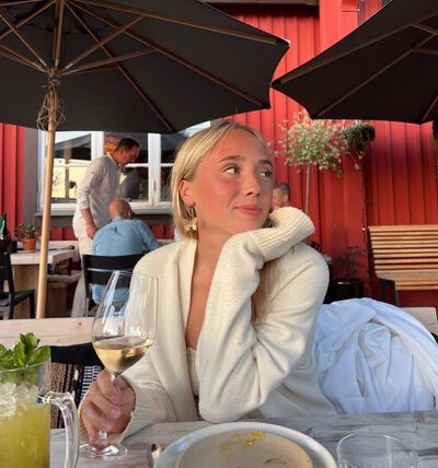  Albertson,   , 27 ,   ,   
