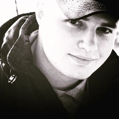  ,   Slavik, 32 ,   ,   