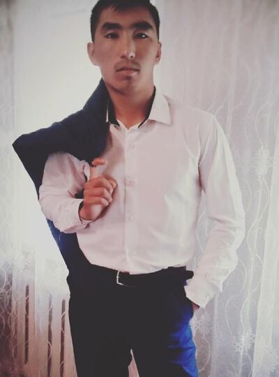  ,   Erik, 33 ,   ,   , c , 
