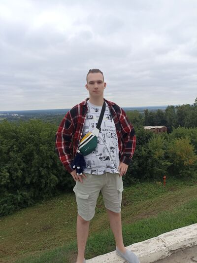 ,   Vladislav, 18 ,   ,   , c , 
