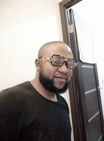  ,   Mark, 42 ,   ,   , c 