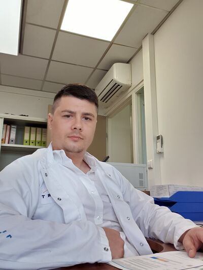  ,   Cristian, 31 ,   ,   , c , 