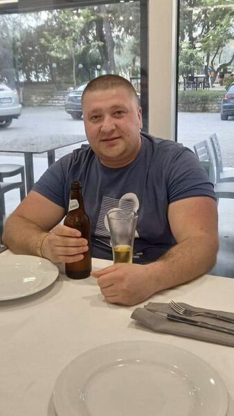  ,   Victor, 34 ,   ,   