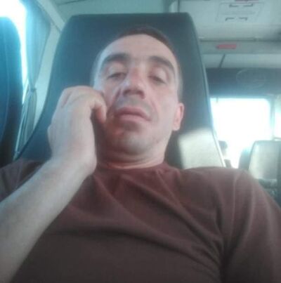  ,   Armen, 40 ,   ,   