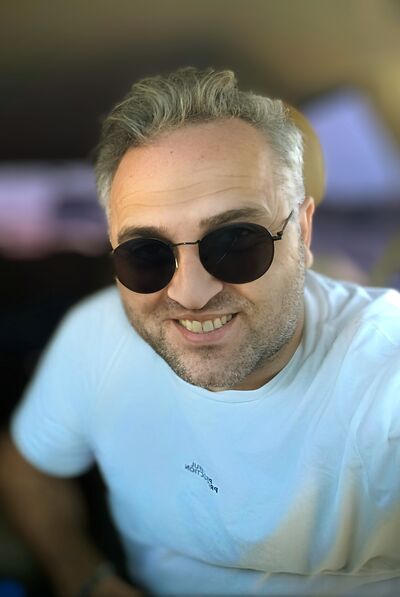 ,   Elnur, 40 ,   ,   