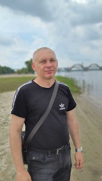  ,   Jury, 47 ,   c 