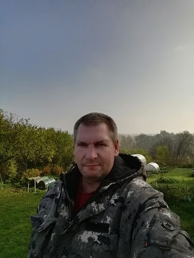  -,   , 44 ,  