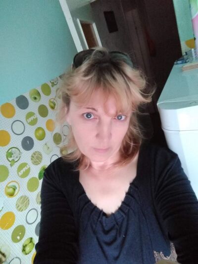  ,   Elena, 48 ,  