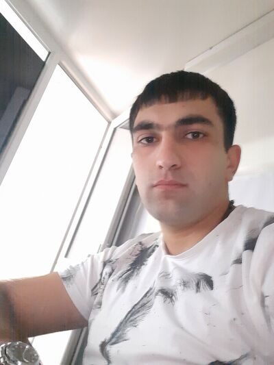  ,   Hovo, 33 ,   ,   , c 