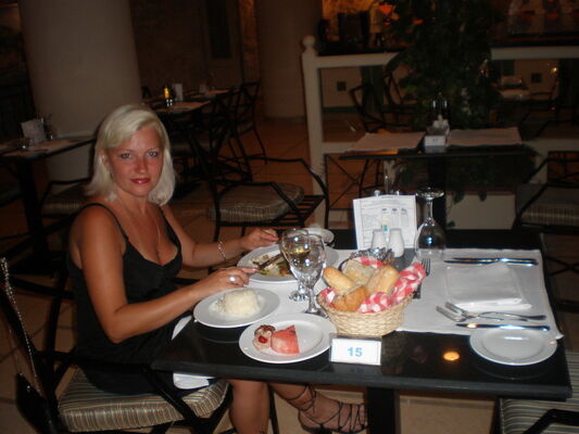  ,   Iryna, 49 ,   ,   , c 