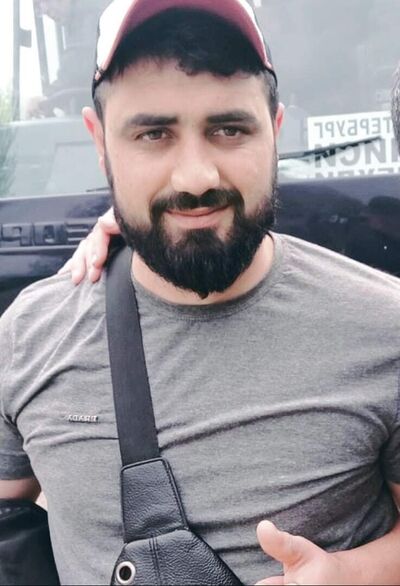  ,   Ali, 29 ,   ,   