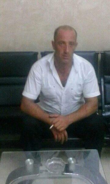  ,   Artur, 43 ,   ,   