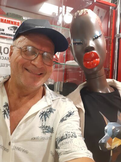  ,   Viktor s, 59 ,   ,   