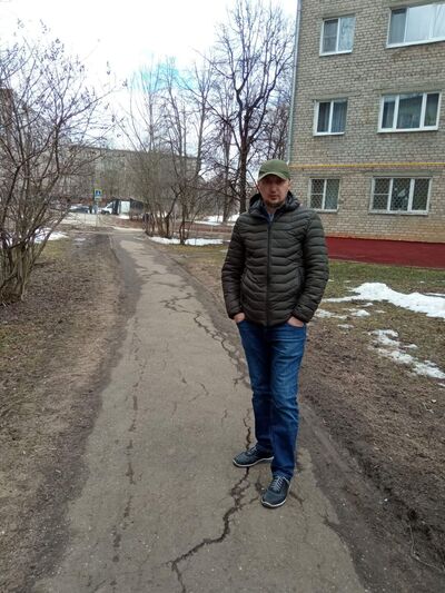  ,   Anton, 39 ,   ,   