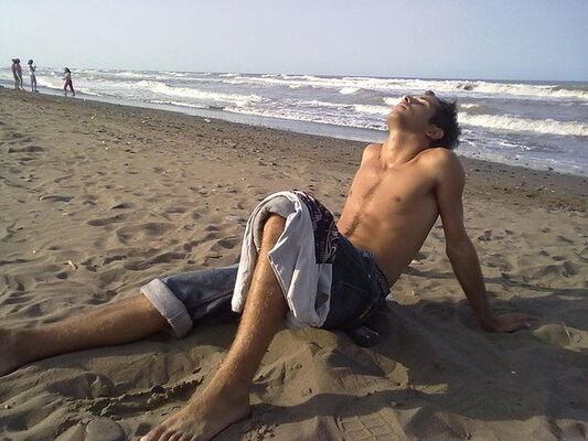  ,   Tristan, 35 ,   