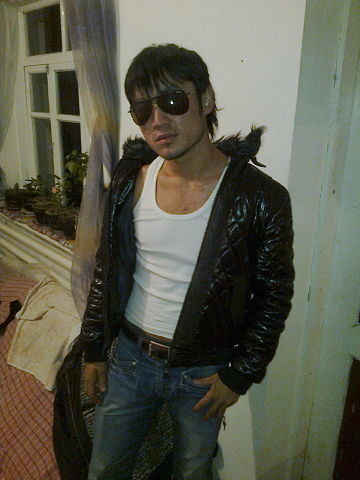  ,   Raxim, 33 ,   
