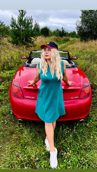  ,   Tatiana, 40 ,   c 