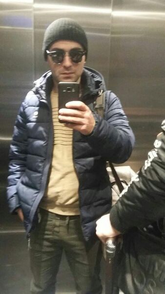  ,   Azat, 32 ,   