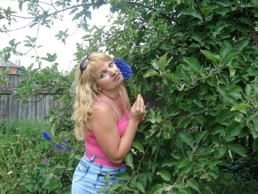  ,   Liudmyla, 50 ,  