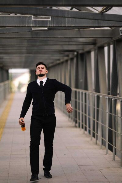 ,   Mihail, 28 ,   ,   