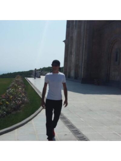  ,   Zviad, 46 ,   ,   , c 