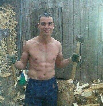  ,   Vadim, 35 ,   