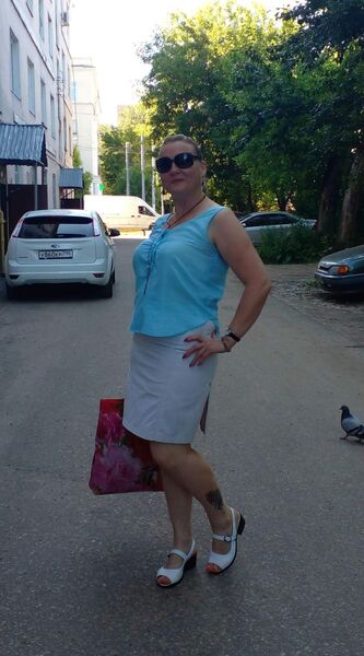  -,   Elena, 47 ,   c 