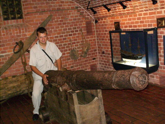  ,   BARSSS, 43 ,   ,   , c 