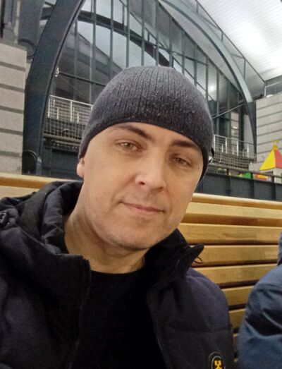 ,   Leo, 39 ,   ,   