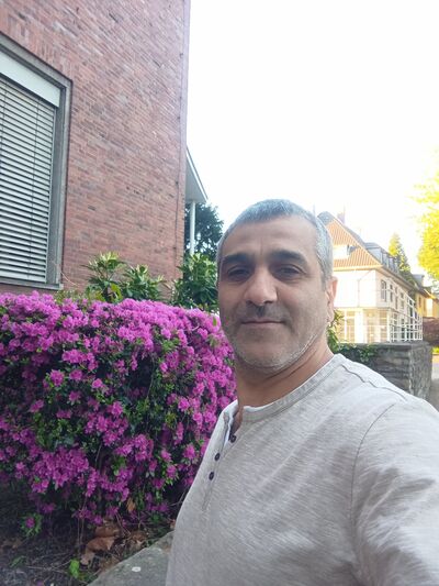  Alsbach-Hahnlein,   Sadiq, 46 ,   ,   