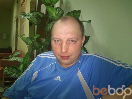  ,   Viktor, 48 ,   
