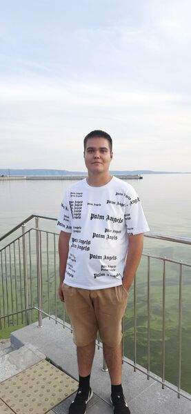  ,   Artyom, 20 ,   ,   