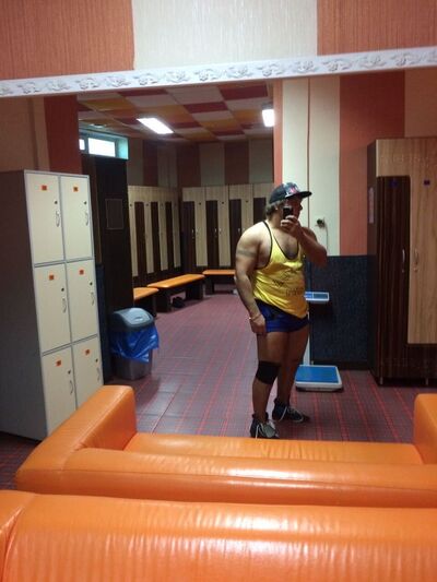  ,   Maks, 40 ,   ,   , c , 