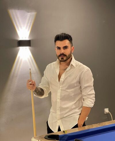  ,   Emre, 32 ,   ,   
