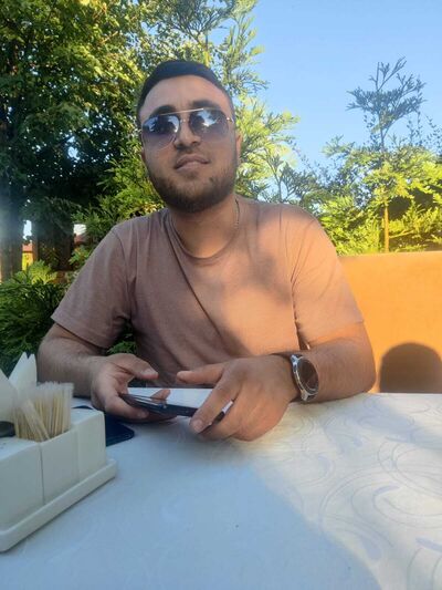  ,   Elvin, 33 ,   ,   