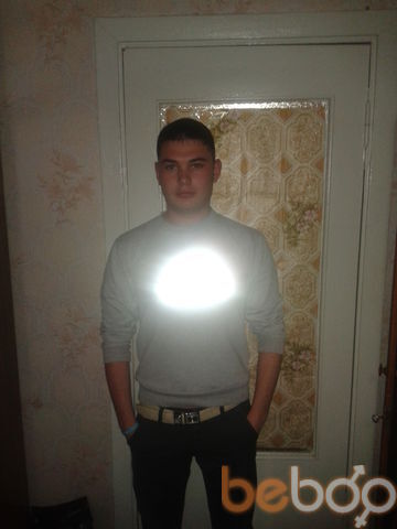  ,   Pavel, 32 ,     , c 