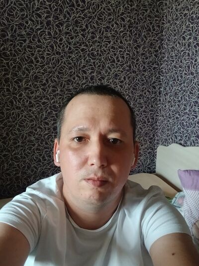  ,   Maxim, 37 ,   ,   , c 