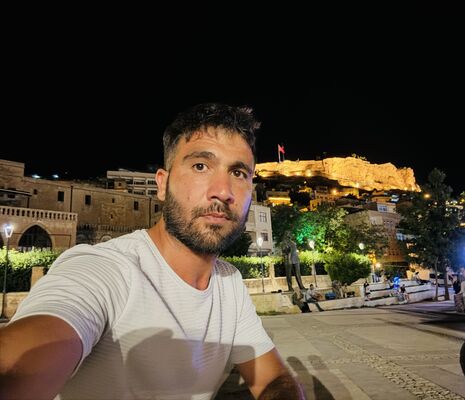  Dicle,   Melik, 32 ,   ,   