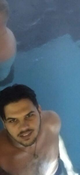  ,   Anton, 25 ,   ,   