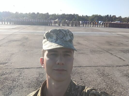  ,   Vadym, 27 ,   