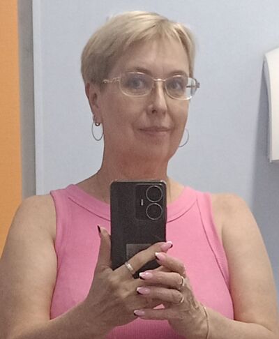  ,   Tatiana, 62 ,   c 