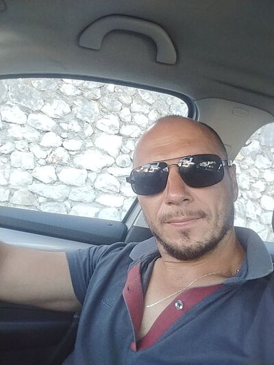 ,   Alex, 37 ,   ,   