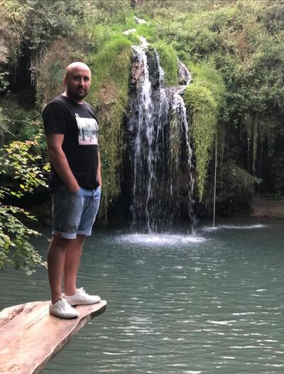  ,   Artur, 42 ,     , c 