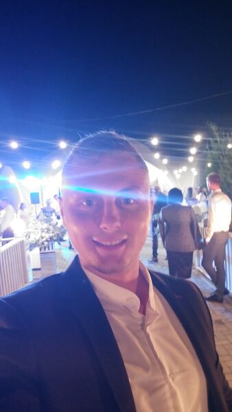  ,   Andrei, 32 ,   ,   , c 